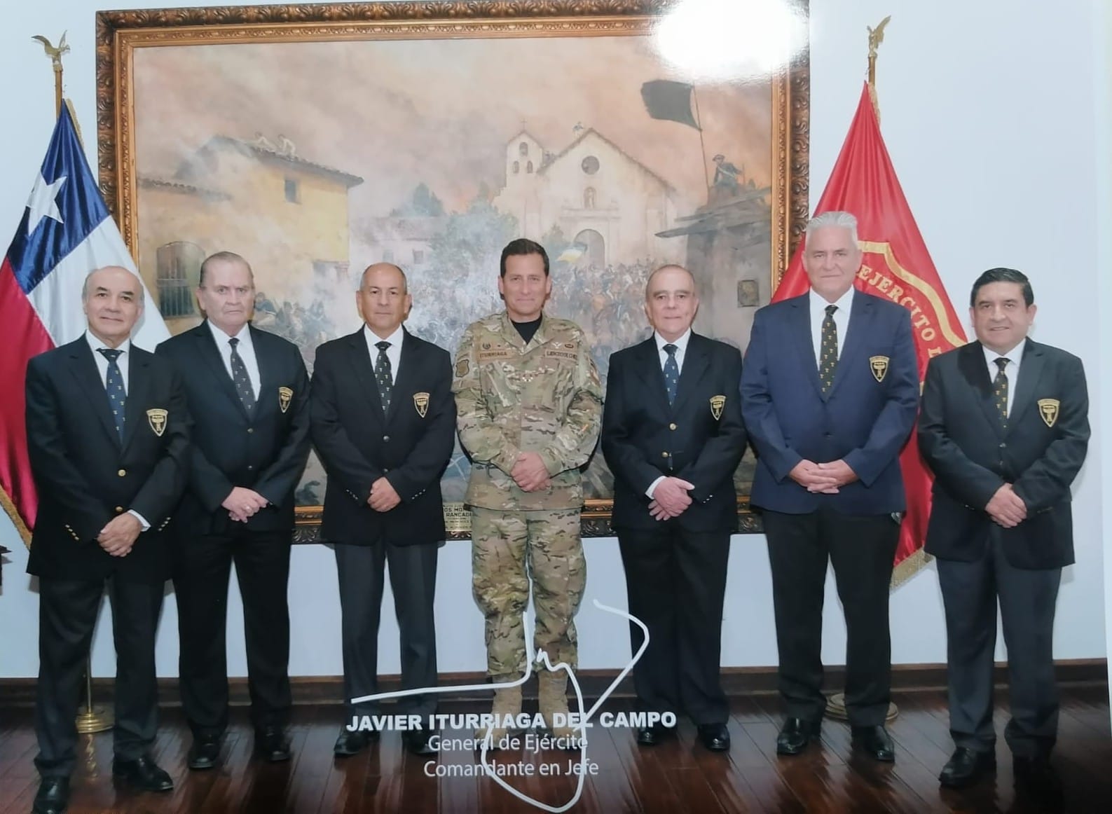 Visita protocolar al Comandante en Jefe del Ejército